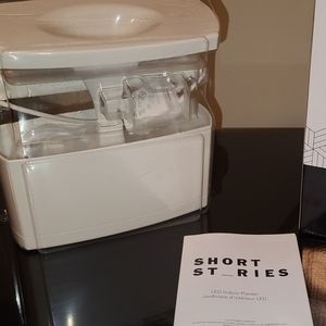 LED PLANTER FOR HERB GARDEN